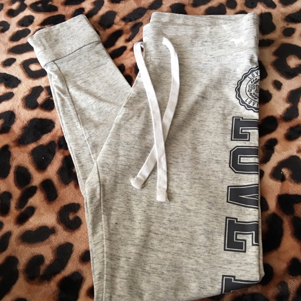 Vs pink campus leggings size small